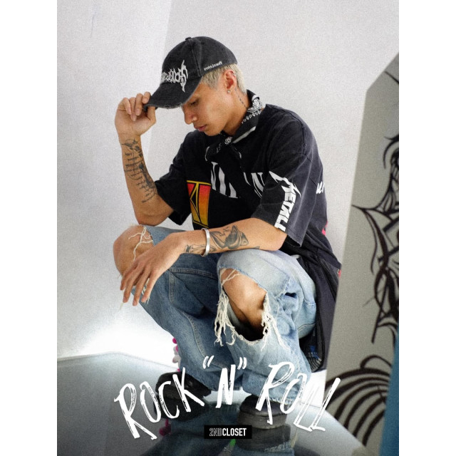 2ND CLOSET KISS THE BANDS RE-CONSTRUCTED WASHED T-SHIRT