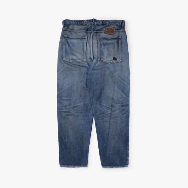 MADNESS AGING DENIM PANTS. RELAXED (LIGHT DISTRESSED)