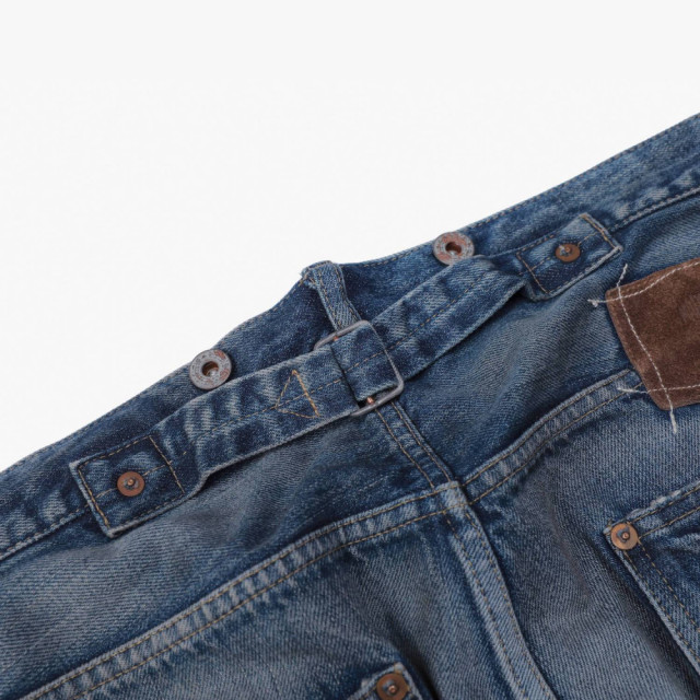 MADNESS AGING DENIM PANTS. RELAXED (LIGHT DISTRESSED)