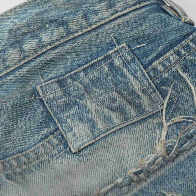 MADNESS HARD AGING DENIM PANTS. WIDE COMFY (DAMAGED AND REPAIRED FINISH)