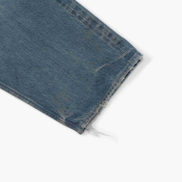 MADNESS HARD AGING DENIM PANTS. WIDE COMFY (DAMAGED AND REPAIRED FINISH)