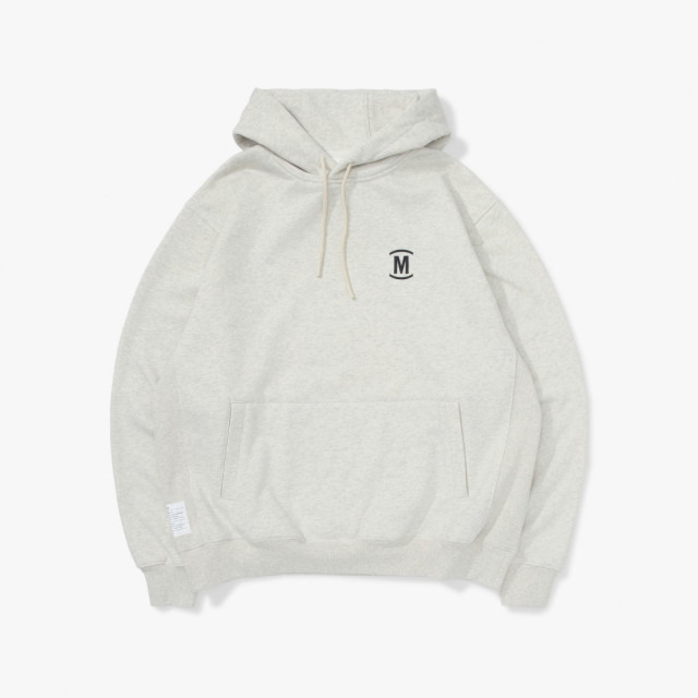 MADNESS SOLID HOODIE. BOXY