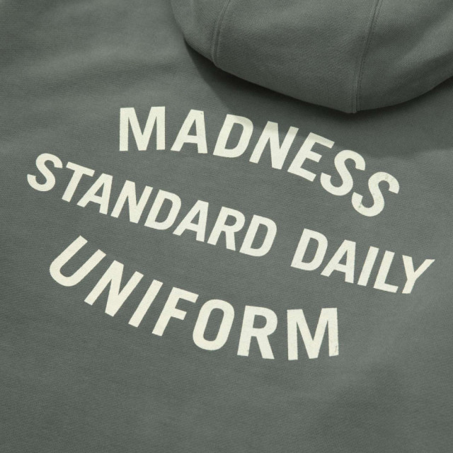 MADNESS SOLID HOODIE. BOXY