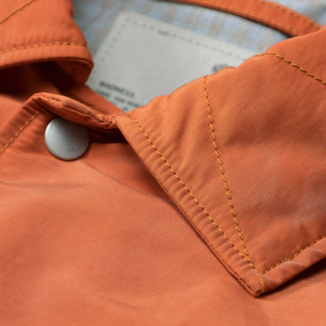 MADNESS HARD AGING NYLON COACH