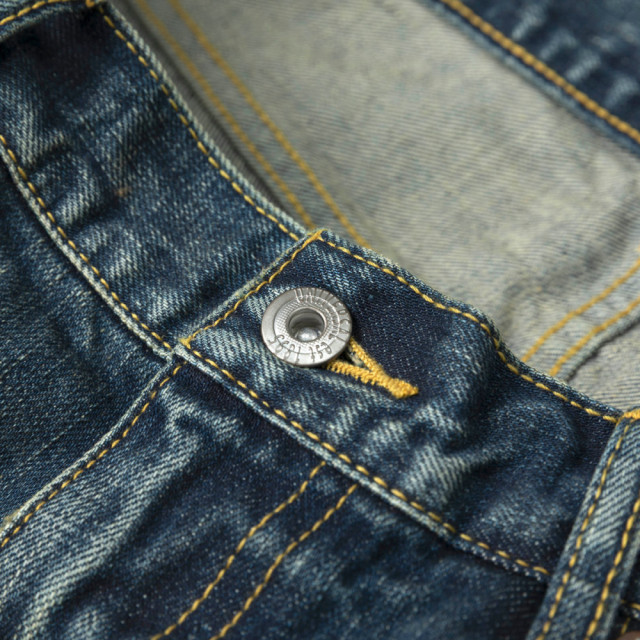 MADNESS STANDARD 5P WASHED DENIM PANTS. M2 RELAXED