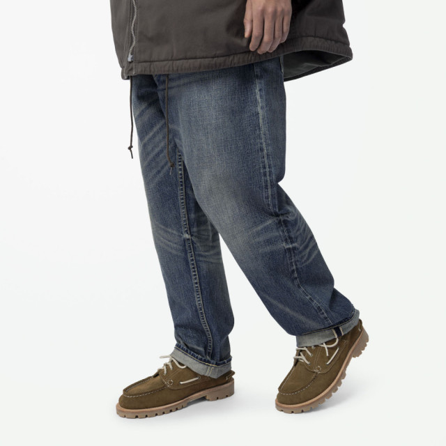 MADNESS STANDARD 5P WASHED DENIM PANTS. M2 RELAXED