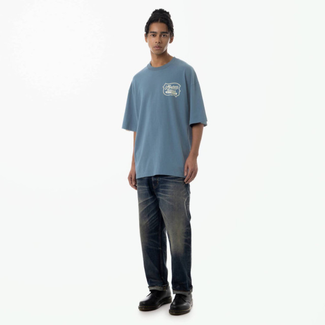 MADNESS BADGE (S) UNIFORM T-SHIRT