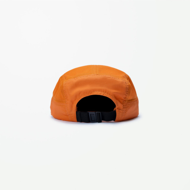 MADNESS STRETCH FEATHER WEIGHT RUNNING CAP