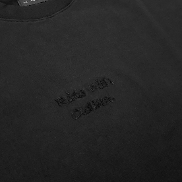 OLD/SM ® OVERSIZE CHAIN EMBROIDERY TEE