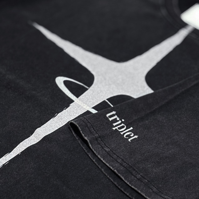 TRIPLET STAR TEE
